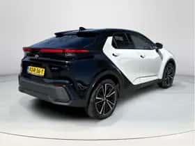 Toyota C-HR (2024) thumbnail 38