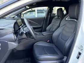 Toyota C-HR (2024) thumbnail 7