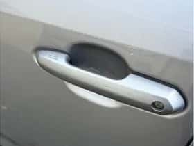 Toyota RAV4 (2021) thumbnail 29