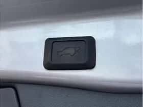 Toyota RAV4 (2021) thumbnail 33
