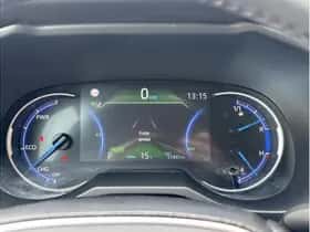 Toyota RAV4 (2021) thumbnail 9