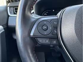 Toyota RAV4 (2022) thumbnail 17
