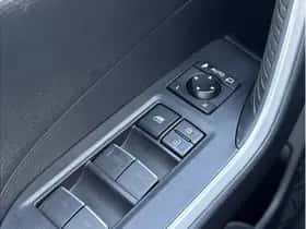 Toyota RAV4 (2022) thumbnail 24