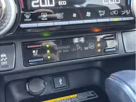 Toyota RAV4 (2022) thumbnail 26