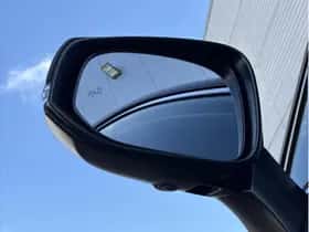 Toyota RAV4 (2022) thumbnail 30