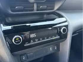 Toyota Yaris Cross (2024) thumbnail 13