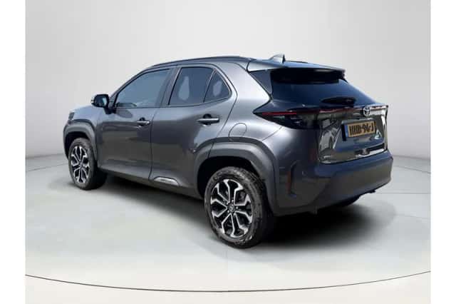 Toyota Yaris Cross (2024) thumbnail 3