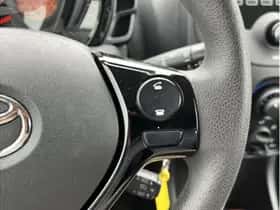 Toyota Aygo (2021) thumbnail 15