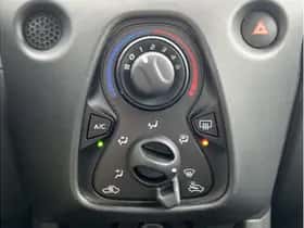 Toyota Aygo (2021) thumbnail 19