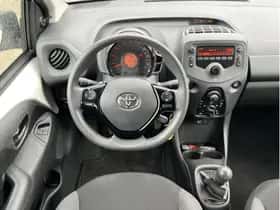 Toyota Aygo (2021) thumbnail 20