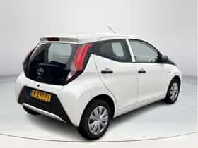 Toyota Aygo (2021) thumbnail 23