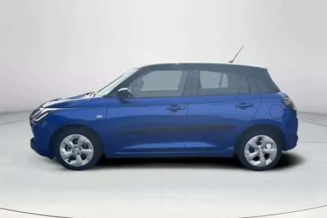 Suzuki Swift (2025) thumbnail 2