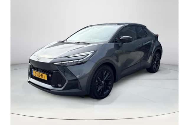 Toyota C-HR (2024) thumbnail 1