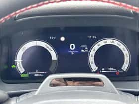 Toyota C-HR (2024) thumbnail 11