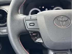 Toyota C-HR (2024) thumbnail 20