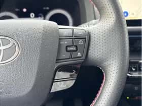 Toyota C-HR (2024) thumbnail 22