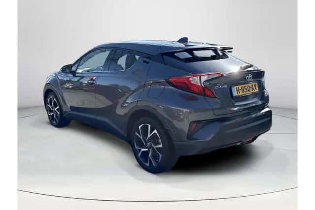 Toyota C-HR (2019) thumbnail 3