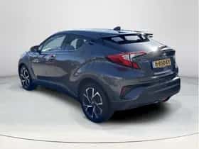 Toyota C-HR (2019) thumbnail 3
