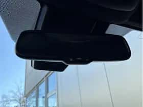 Toyota C-HR (2019) thumbnail 25