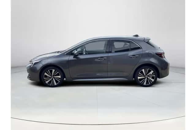 Toyota Corolla (2025) thumbnail 2