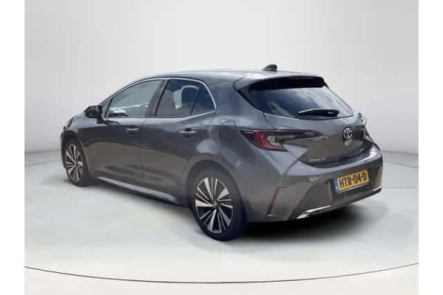 Toyota Corolla (2025) thumbnail 3
