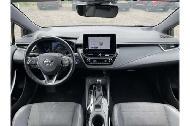 Toyota Corolla (2022) thumbnail 6