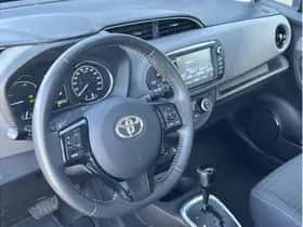 Toyota Yaris (2020) thumbnail 6