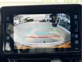 Toyota C-HR (2018) thumbnail 13