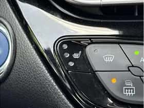 Toyota C-HR (2018) thumbnail 26
