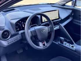 Toyota C-HR (2025) thumbnail 15