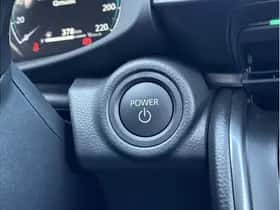 Toyota C-HR (2025) thumbnail 18
