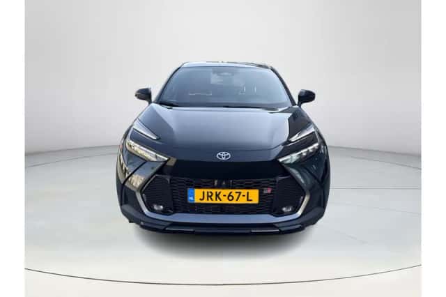 Toyota C-HR (2025) thumbnail 4
