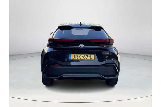 Toyota C-HR (2025) thumbnail 5