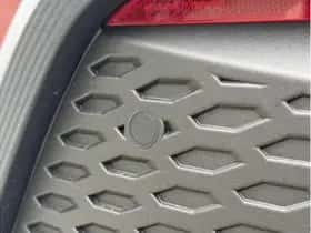 Toyota C-HR (2025) thumbnail 31