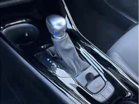 Toyota C-HR (2022) thumbnail 20