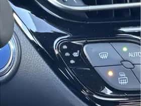 Toyota C-HR (2022) thumbnail 25