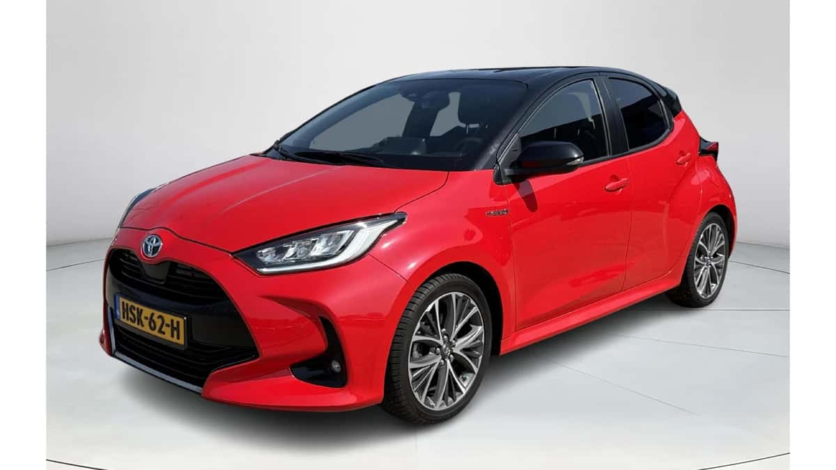 Toyota Yaris (2021) — foto 1