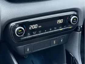 Toyota Yaris (2021) thumbnail 12