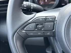 Toyota Yaris (2021) thumbnail 15