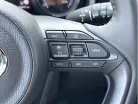 Toyota Yaris (2021) thumbnail 16