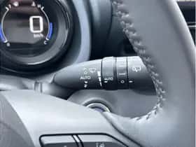Toyota Yaris (2021) thumbnail 20