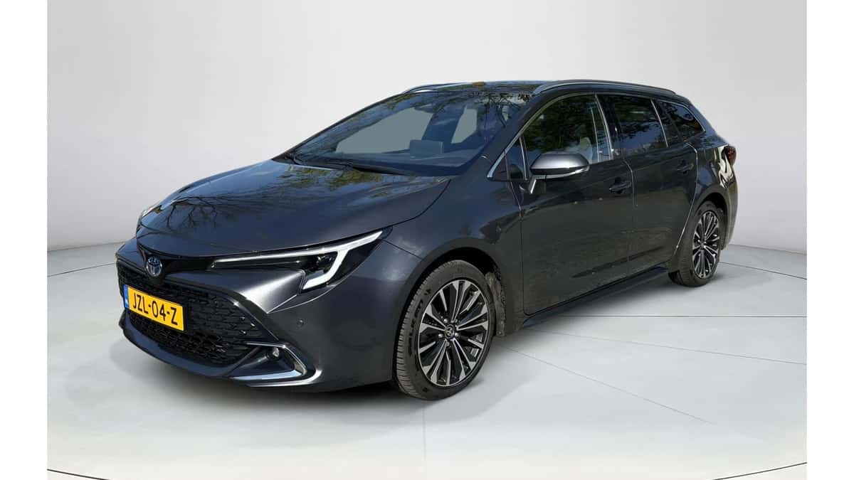 Toyota Corolla (2024) — foto 1