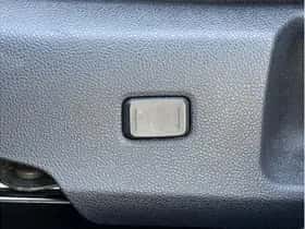 Toyota Corolla (2024) thumbnail 8