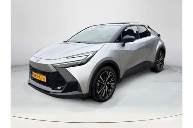 Toyota C-HR (2025) thumbnail 1