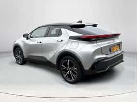 Toyota C-HR (2025) thumbnail 3