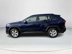 Toyota RAV4 (2022) thumbnail 2