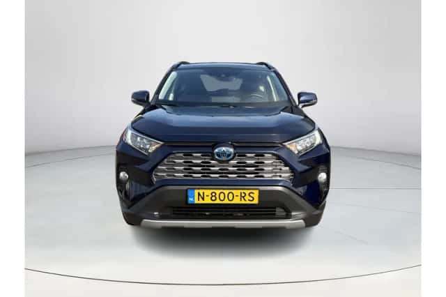 Toyota RAV4 (2022) thumbnail 4
