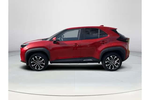 Toyota Yaris Cross (2022) thumbnail 2