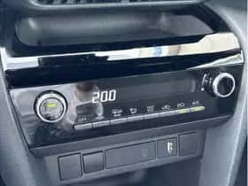 Toyota Yaris Cross (2022) thumbnail 17