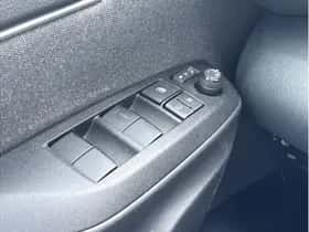 Toyota Yaris Cross (2022) thumbnail 26